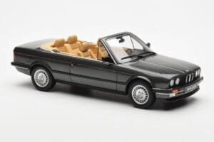 BMW 325i E30 Кабриолет Achat Зелен Otto 1:18 OT572 Смола — снимка 4 от 6