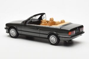 BMW 325i E30 Кабриолет Achat Зелен Otto 1:18 OT572 Смола — снимка 5 от 6