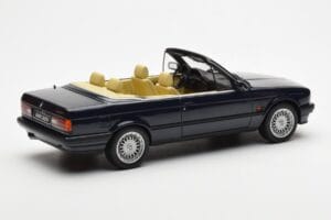 BMW 325i E30 Кабриолет Син Otto 1:18 OT114 Смола — снимка 2 от 6
