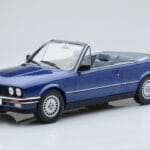 BMW 325i E30 Кабриолет Син MCG 1:18