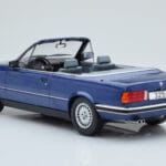 BMW 325i E30 Кабриолет Син MCG 1:18 - image 4 of 5
