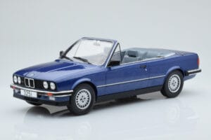 BMW 325i E30 Кабриолет Син MCG 1:18