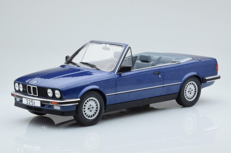 BMW 325i E30 Кабриолет Син MCG 1:18
