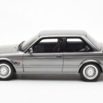 BMW 325i E30 Сив Metallic Otto 1:18 - image 3 of 6