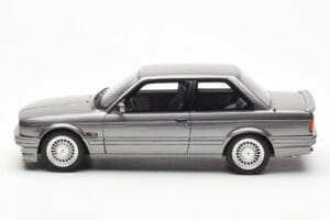 BMW 325i E30 Сив Metallic Otto 1:18 OT571 Смола — снимка 3 от 6