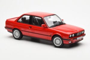 BMW 325i E30 Червен Norev 1:18 183202 Метал — снимка 4 от 6