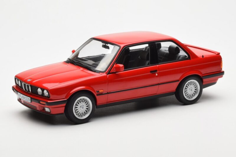 BMW 325i E30 Червен Norev 1:18