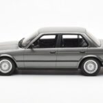 BMW 325i E30 Седан Dolphin Сив Otto 1:18 - image 3 of 6