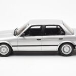 BMW 325i E30 Сребърен Otto 1:18 - image 3 of 6