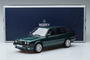 BMW 325i E30 Touring Зелен Металик Norev 1:18 183219 Метал — снимка 6 от 6