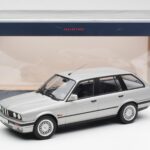 BMW 325i E30 Touring Сребрист Norev 1:18 - image 6 of 6