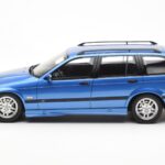 BMW 328i E36 Touring M Package Син Otto 1:18 - image 3 of 6