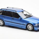 BMW 328i E36 Touring M Package Син Otto 1:18 - image 4 of 6