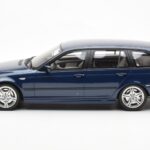 BMW 330i E46 Touring Синьо Otto 1:18 - image 3 of 6