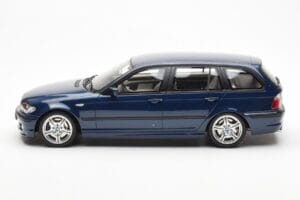 BMW 330i E46 Touring Синьо Otto 1:18 OT251 Смола — снимка 3 от 6