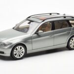 BMW 330i E91 Touring Сив Metallic Kyosho 1:18