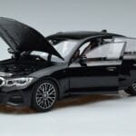 BMW 330i G20 Черен Металик Norev 1:18 183277 Метал - image 2 of 7