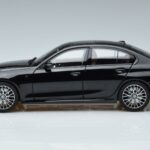 BMW 330i G20 Черен Металик Norev 1:18 183277 Метал - image 4 of 7