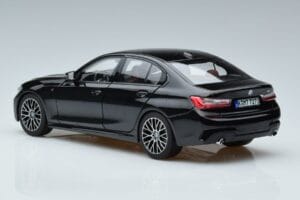 BMW 330i G20 Черен Металик Norev 1:18 183277 Метал — снимка 6 от 7
