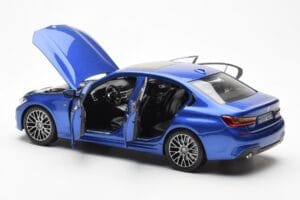BMW 330i G20 Portimao Синьо Metallic Norev 1:18 80432450999 Метал — снимка 5 от 8