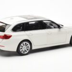 BMW 335i F31 Touring Alpine Бял Paragon 1:18 - image 3 of 8