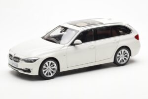 BMW 335i F31 Touring Alpine Бял Paragon 1:18