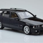BMW 540 E39 Touring M Package Черен Otto 1:18 - image 4 of 6