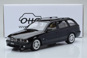 BMW 540 E39 Touring M Package Черен Otto 1:18 OT1013 Смола — снимка 6 от 6