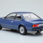 BMW 628 CSi E24 Син MCG 1:18 - image 4 of 5