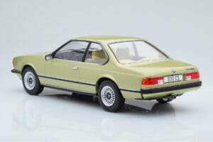 BMW 628 CSi E24 Светлозелен MCG 1:18 MCG18163 Метал — снимка 4 от 5