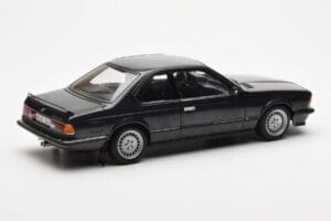 BMW 635 CSi E24 Diamant Черно Металик AUTOart 1:18 70521 Метал — снимка 3 от 8