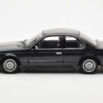 BMW 635 CSi E24 Diamant Черно Металик AUTOart 1:18 - image 4 of 8