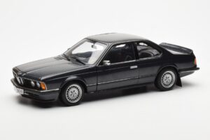 BMW 635 CSi E24 Diamant Черно Металик AUTOart 1:18