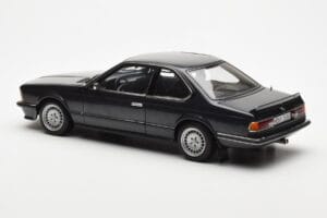 BMW 635 CSi E24 Diamant Черно Металик AUTOart 1:18 70521 Метал — снимка 7 от 8