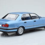 BMW 7 Series E32 730i Синьо MCG 1:18 MCG18160 Метал - image 2 of 5