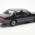 BMW 733i E23 Черен Metallic KK-Scale 1:18 - image 2 of 6