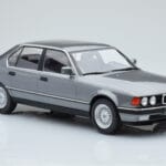 BMW 7 Series E32 740i Сребърен MCG 1:18 MCG18161 Метал - image 3 of 5