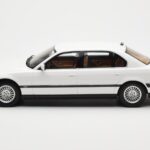 BMW 750iL E38 Asia Exclusive Бял Otto 1:18 - image 3 of 6