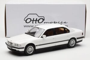 BMW 750iL E38 Asia Exclusive Бял Otto 1:18 OT836 Смола — снимка 6 от 6