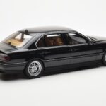BMW 750iL E38 Черен Otto 1:18 - image 2 of 6