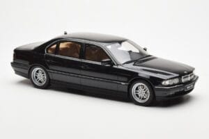 BMW 750iL E38 Черен Otto 1:18 OT609 Смола — снимка 4 от 6