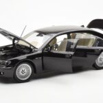 BMW 760Li E66 Черен Kyosho 1:18 - image 2 of 9