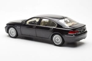 BMW 760Li E66 Черен Kyosho 1:18 08572BK Метал — снимка 7 от 9
