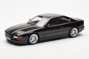 BMW 850 CSi E31 Черен Otto 1:18