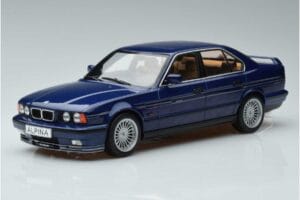 BMW Alpina B10 4.6 E34 Син MCG 1:18 MCG18230 Метал