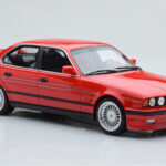 BMW Alpina B10 E34 Biturbo Червен Otto 1:18 - image 4 of 6