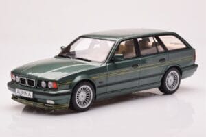 BMW Alpina B10 E34 Touring Тъмнозелен MCG 1:18