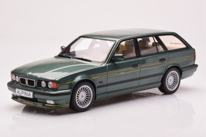 BMW Alpina B10 E34 Touring Тъмнозелен MCG 1:18