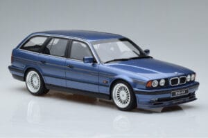 BMW Alpina B10 E34 4.0 Touring Син Otto 1:18 OT944 Смола — снимка 4 от 6