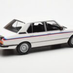 BMW M535i E12 Бял Norev 1:18 - image 2 of 5